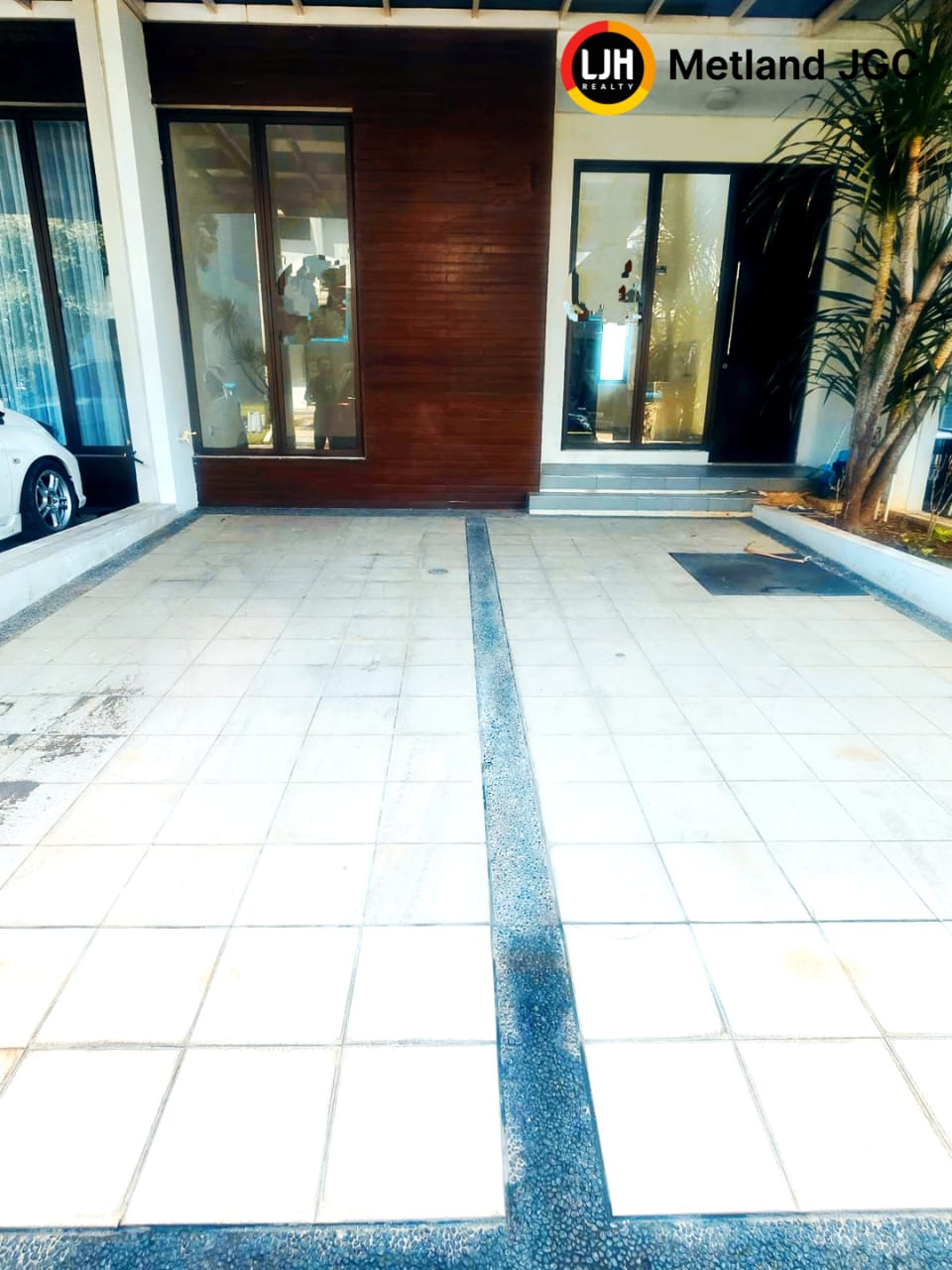 Disewakan Rumah Cluster Shinano 2 Lantai di JGC Jakarta Timur